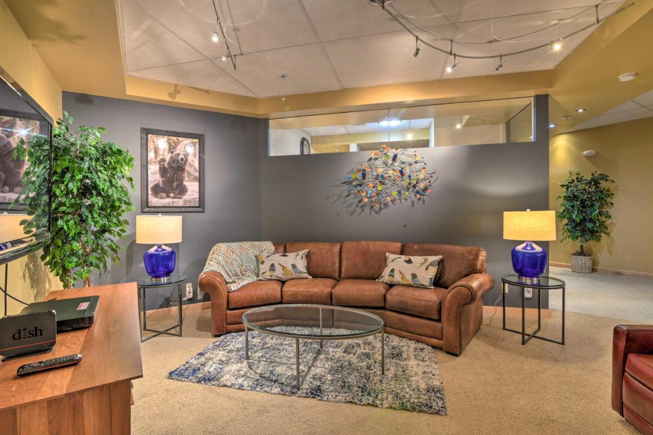 Idyllic Dtwn Anchorage Condo With Fireplace! Exterior photo